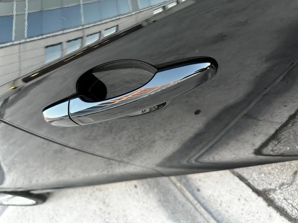 2017 Volvo S60 2nd Gen - Image 15 of 31