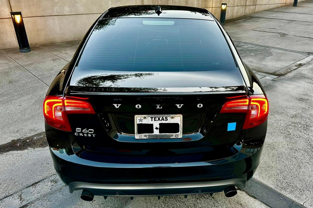 2017 Volvo S60 2nd Gen - Image 5 of 31