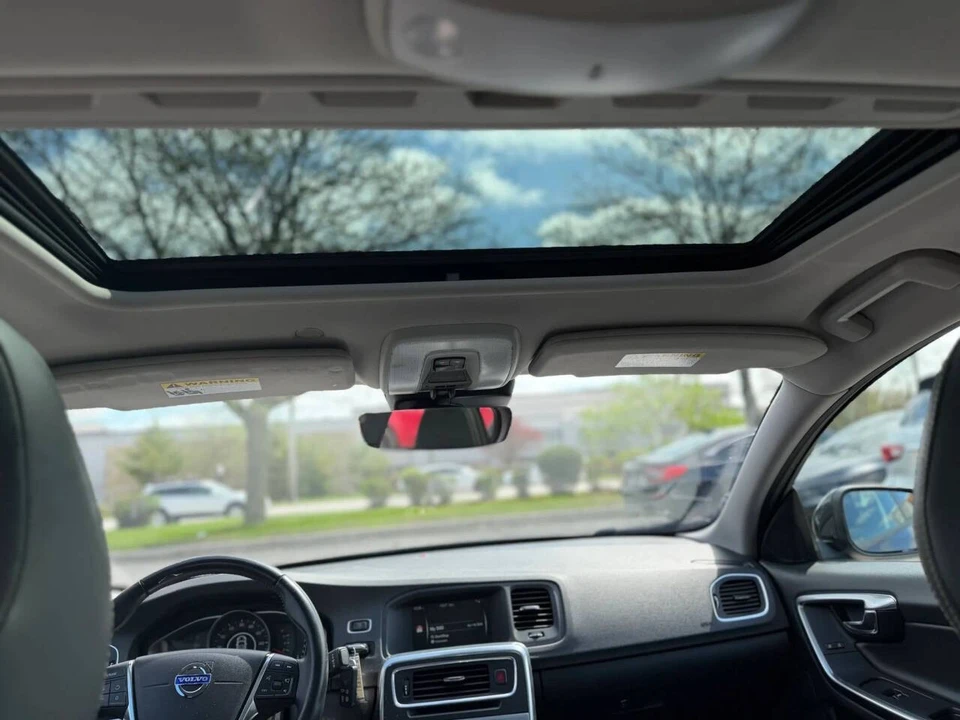 2017 Volvo S60 2nd Gen - Image 9 of 13