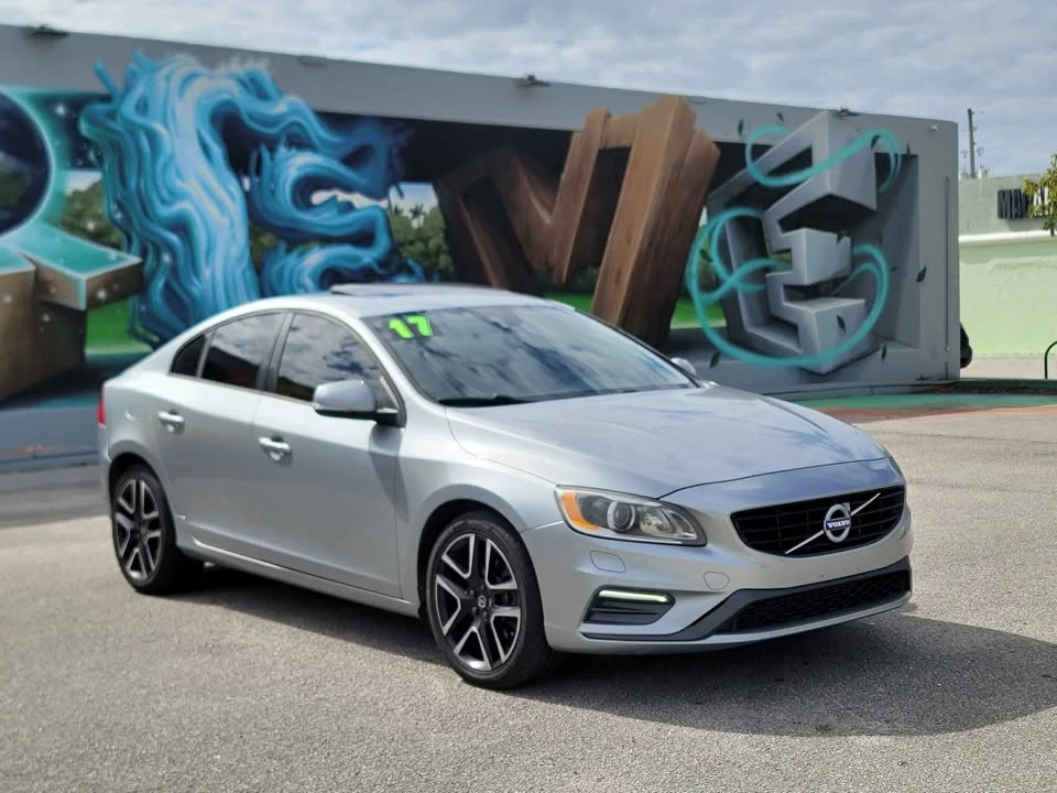 2017 Volvo S60 2nd Gen - Image 3 of 18