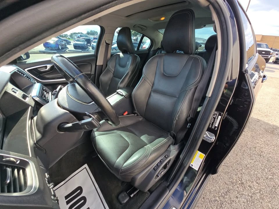 2017 Volvo S60 2nd Gen - Image 10 of 19