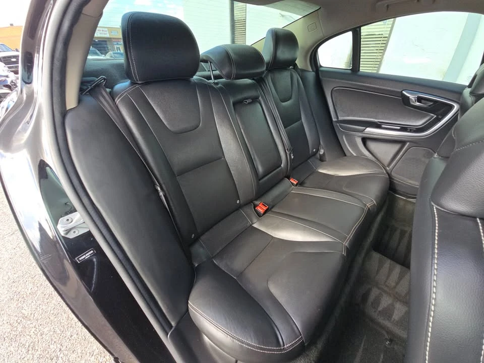 2017 Volvo S60 2nd Gen - Image 12 of 19