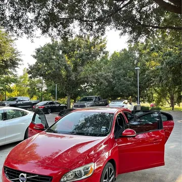 2017 Volvo S60 T5 Dynamic Sedan