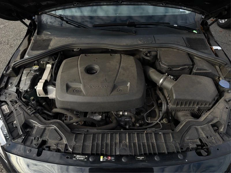 2017 Volvo S60 2nd Gen - Image 11 of 12