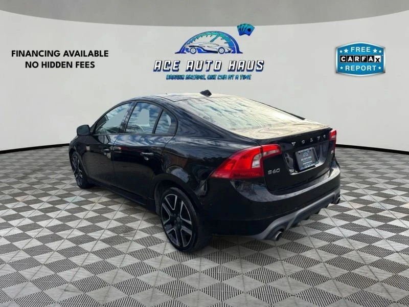 2017 Volvo S60 2nd Gen - Image 5 of 12
