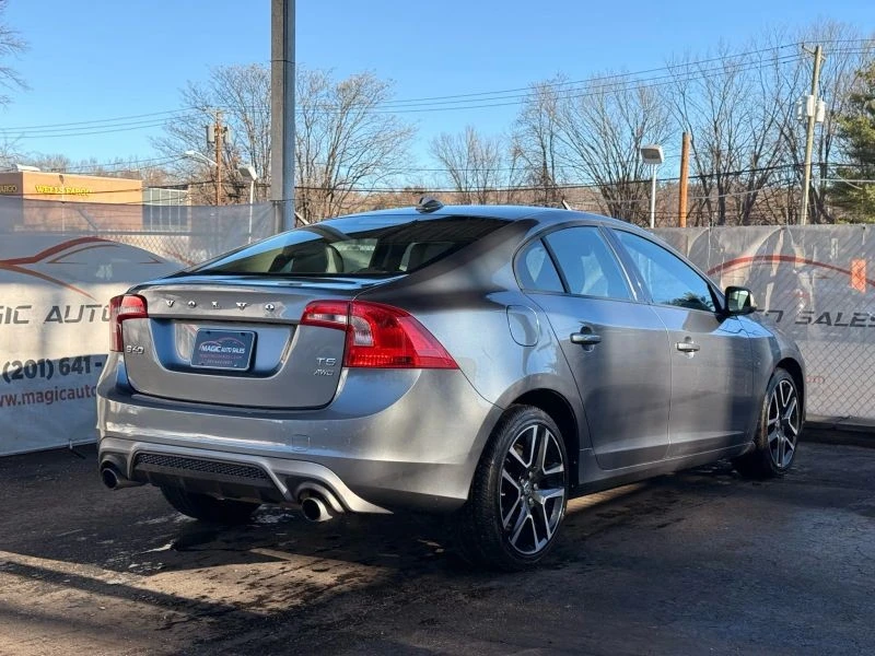 2017 Volvo S60 2nd Gen - Image 11 of 12