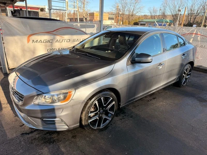 2017 Volvo S60 2nd Gen - Image 8 of 12