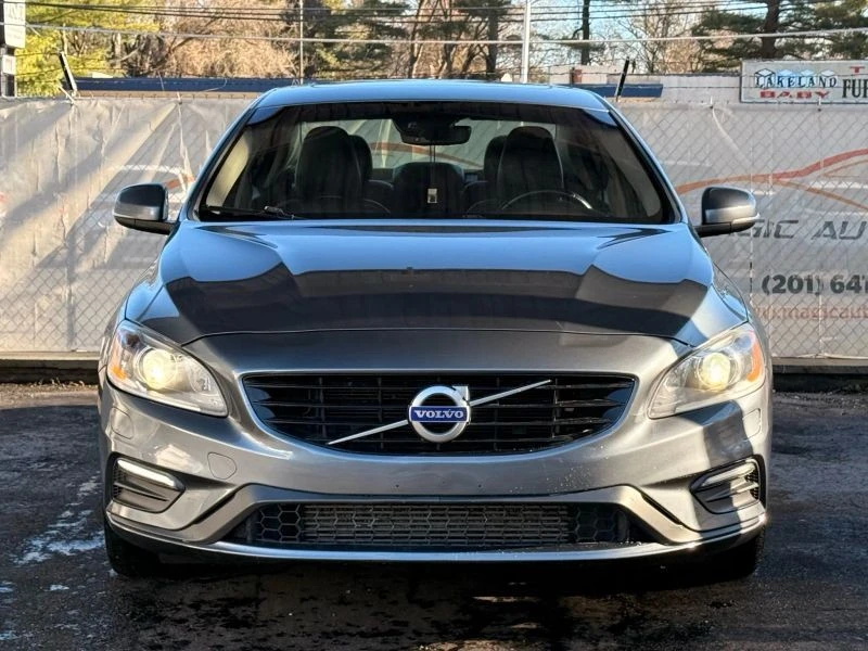 2017 Volvo S60 2nd Gen - Image 5 of 12