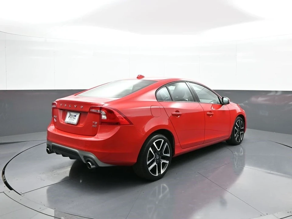 2017 Volvo S60 2nd Gen - Image 6 of 21