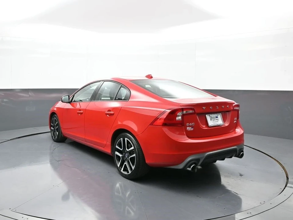 2017 Volvo S60 2nd Gen - Image 8 of 21