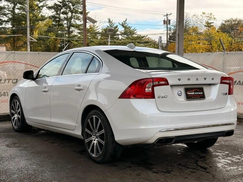 2017 Volvo S60 2nd Gen - Image 11 of 12