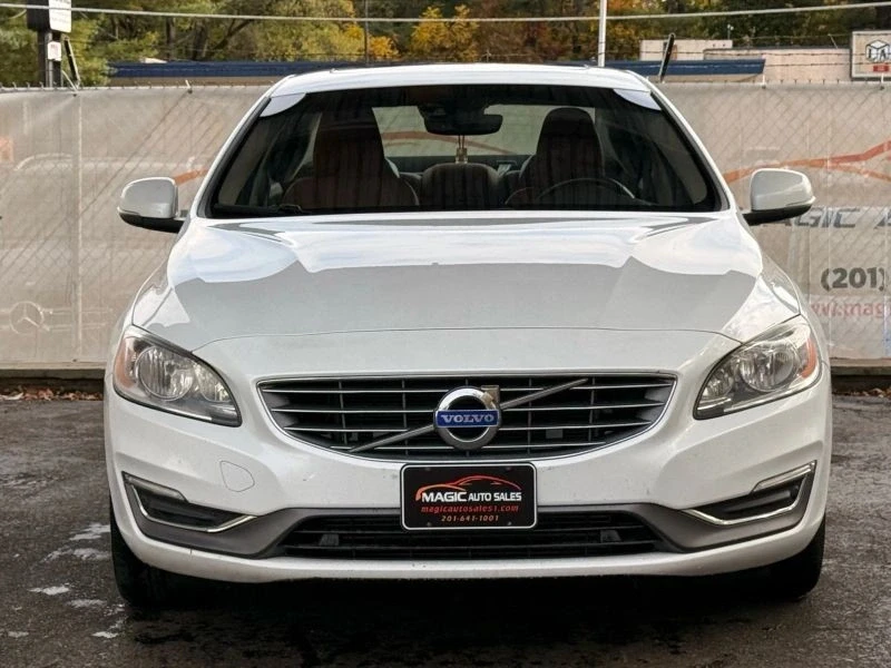 2017 Volvo S60 2nd Gen - Image 5 of 12