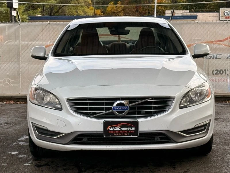 2017 Volvo S60 2nd Gen - Image 5 of 12
