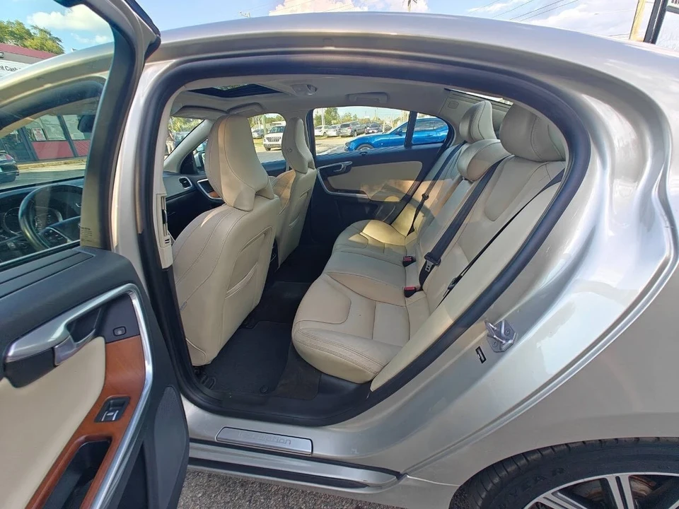 2017 Volvo S60 2nd Gen - Image 21 of 21