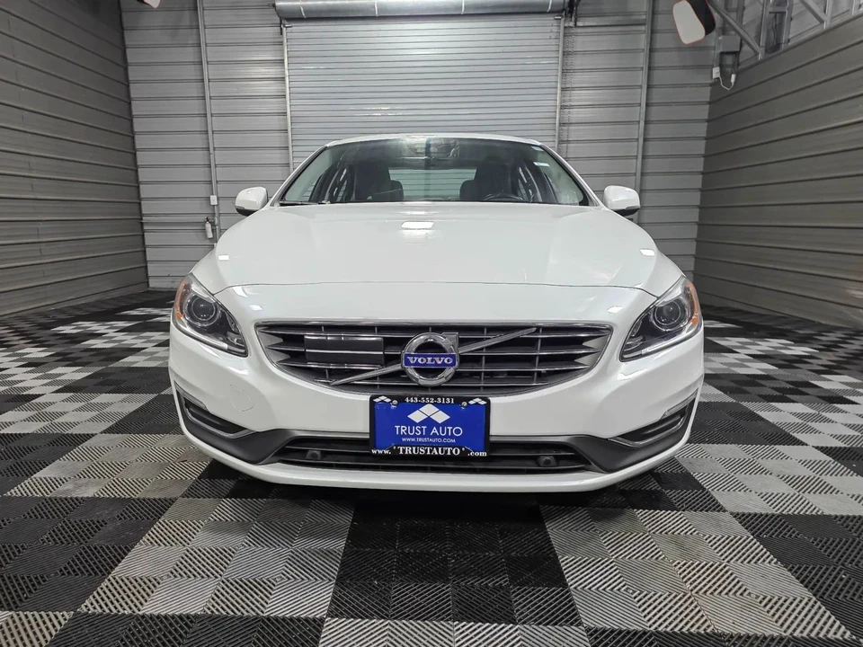2017 Volvo S60 2nd Gen - Image 3 of 12