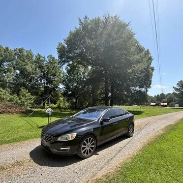 2017 Volvo S60 T5 Sedan 4D