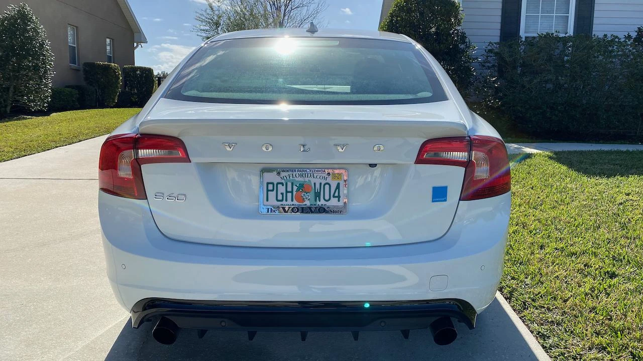 2017 Volvo S60 2nd Gen - Image 5 of 31