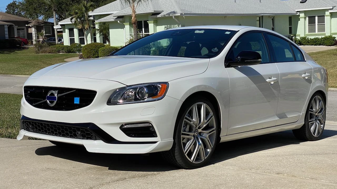 2017 Volvo S60 2nd Gen - Image 7 of 31