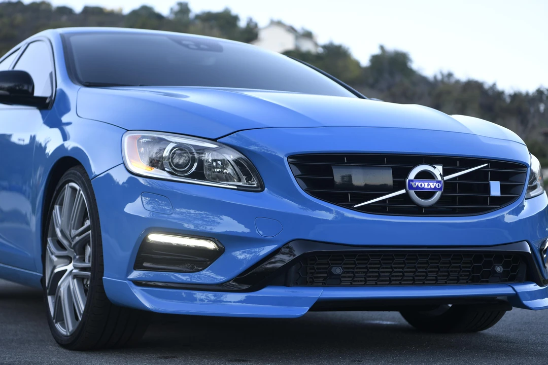 2017 Volvo S60 2nd Gen - Image 28 of 31