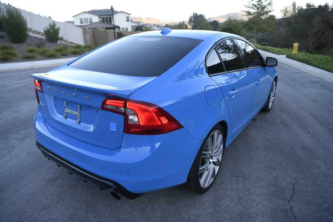 2017 Volvo S60 2nd Gen - Image 21 of 31