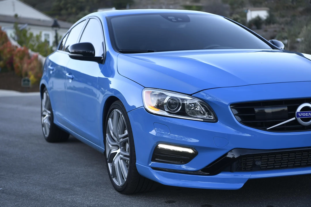 2017 Volvo S60 2nd Gen - Image 27 of 31