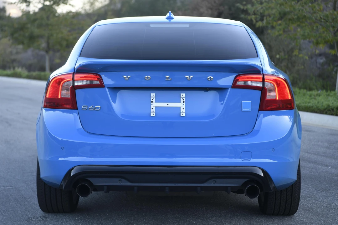 2017 Volvo S60 2nd Gen - Image 5 of 31
