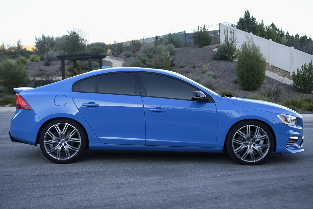 2017 Volvo S60 2nd Gen - Image 3 of 31