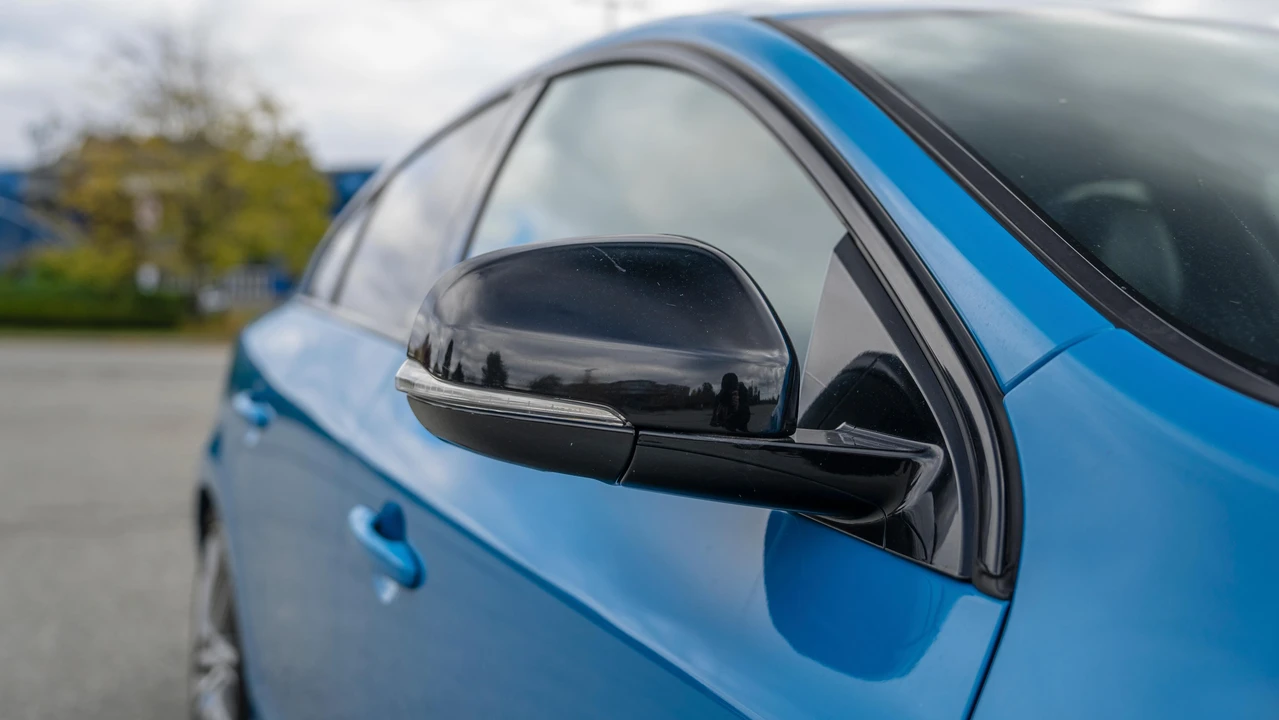 2017 Volvo S60 2nd Gen - Image 27 of 31