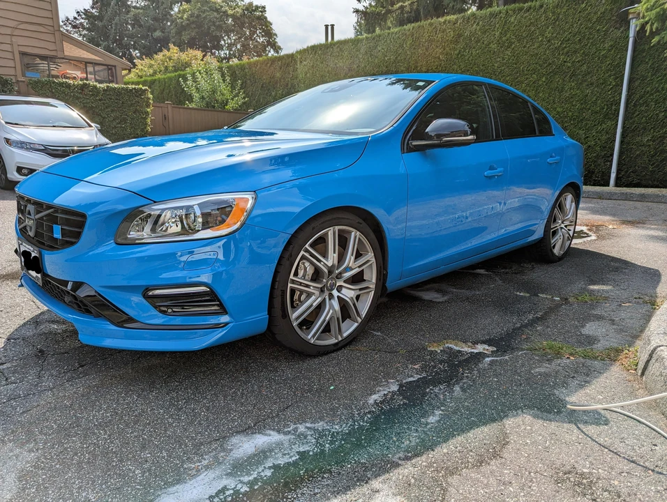 2017 Volvo S60 2nd Gen - Image 9 of 31