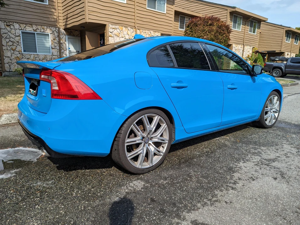 2017 Volvo S60 2nd Gen - Image 15 of 31