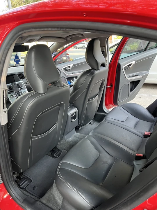 2017 Volvo S60 2nd Gen - Image 11 of 16