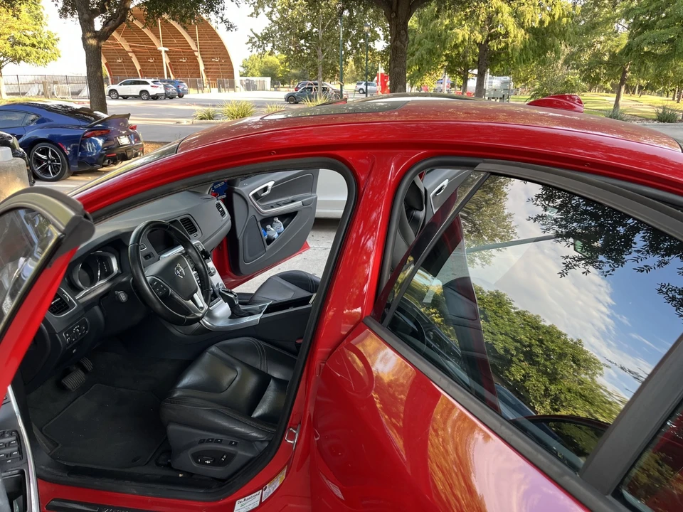 2017 Volvo S60 2nd Gen - Image 3 of 16