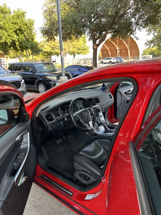 2017 Volvo S60 2nd Gen - Image 6 of 16