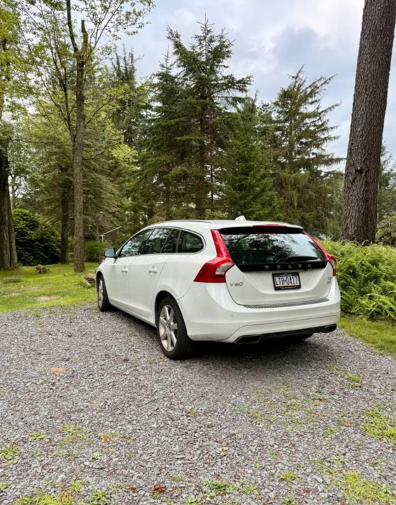 2017 Volvo S60 2nd Gen - Image 12 of 12
