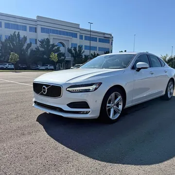 2017 Volvo S90 T5 Momentum