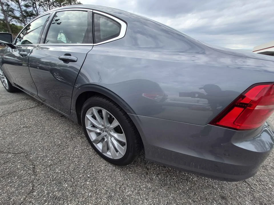 2017 Volvo S90 - Image 5 of 14