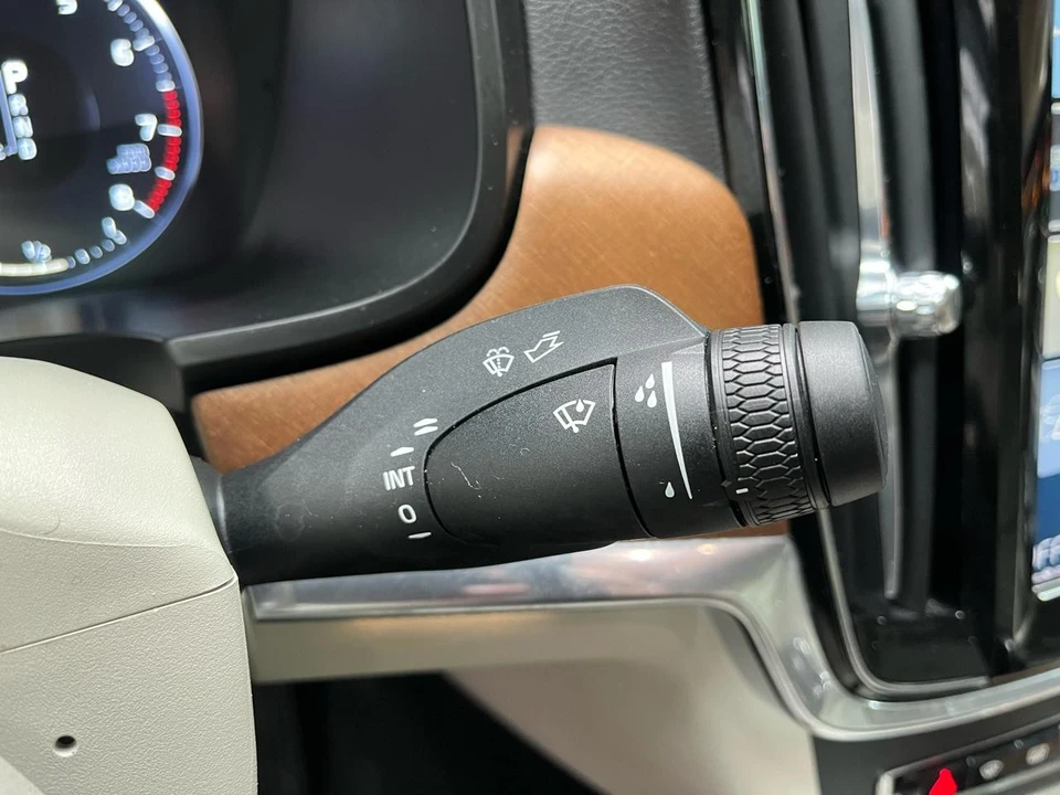 2017 Volvo S90 - Image 16 of 21