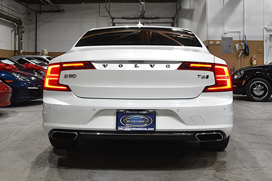 2017 Volvo S90 - Image 8 of 21