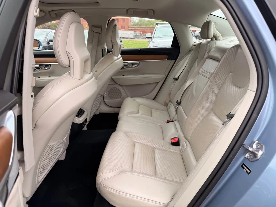 2017 Volvo S90 - Image 15 of 21