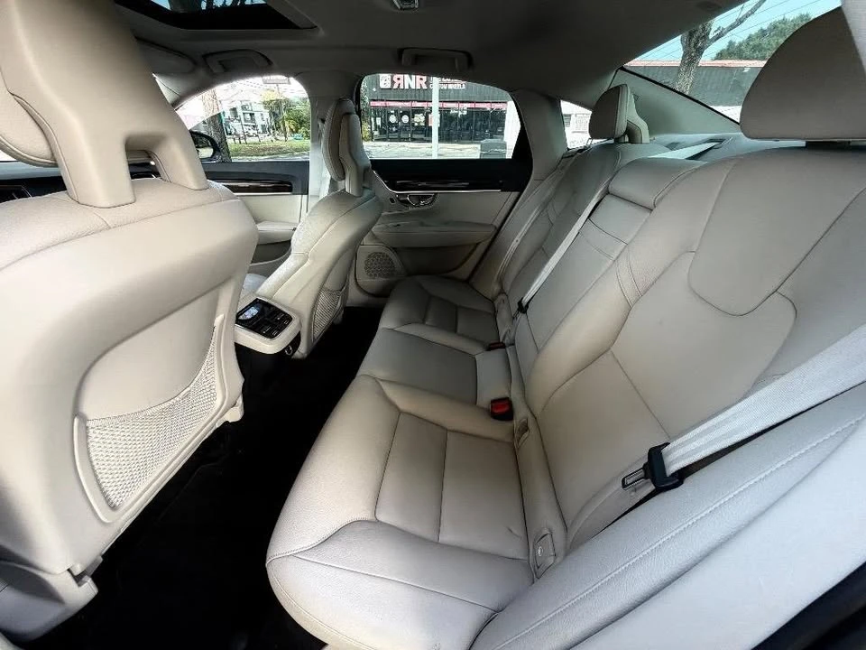2017 Volvo S90 - Image 13 of 20