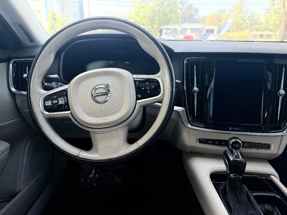 2017 Volvo S90 - Image 19 of 20