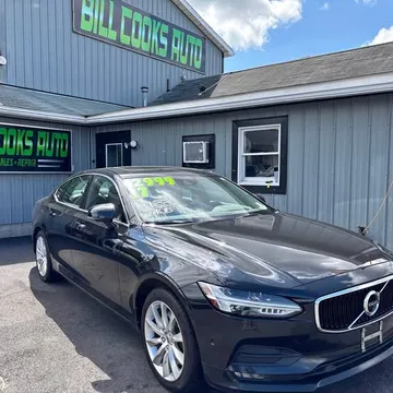 2017 Volvo S90 T6 Momentum Sedan 4D