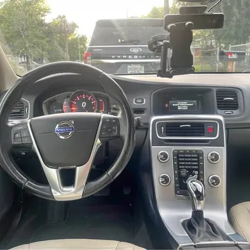 2017 Volvo V60 T5