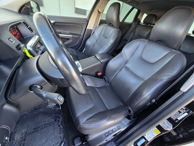 2017 Volvo V60 1st Gen - Image 13 of 21