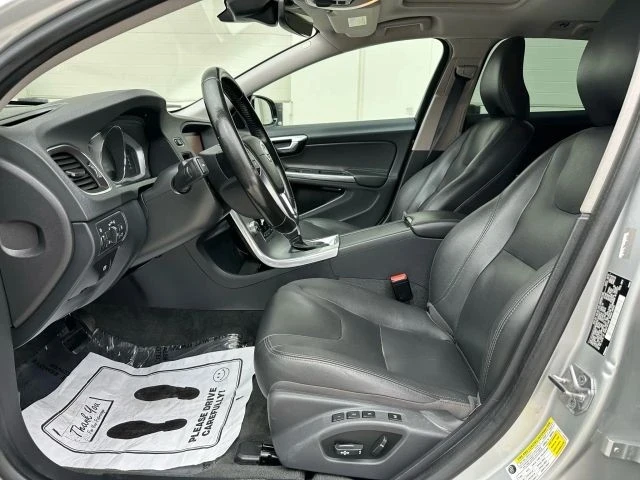 2017 Volvo V60 1st Gen - Image 9 of 21