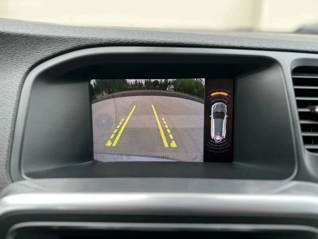 2017 Volvo V60 1st Gen - Image 18 of 21