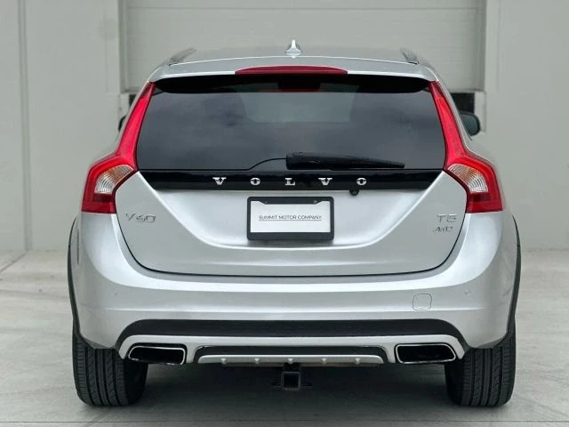 2017 Volvo V60 1st Gen - Image 4 of 21