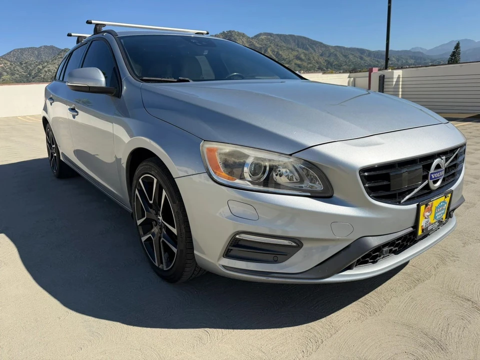 2017 Volvo V60 1st Gen - Image 7 of 21