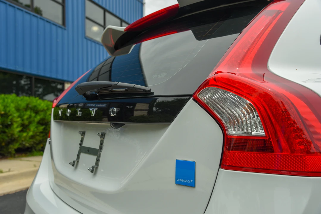 2017 Volvo V60 1st Gen - Image 28 of 31