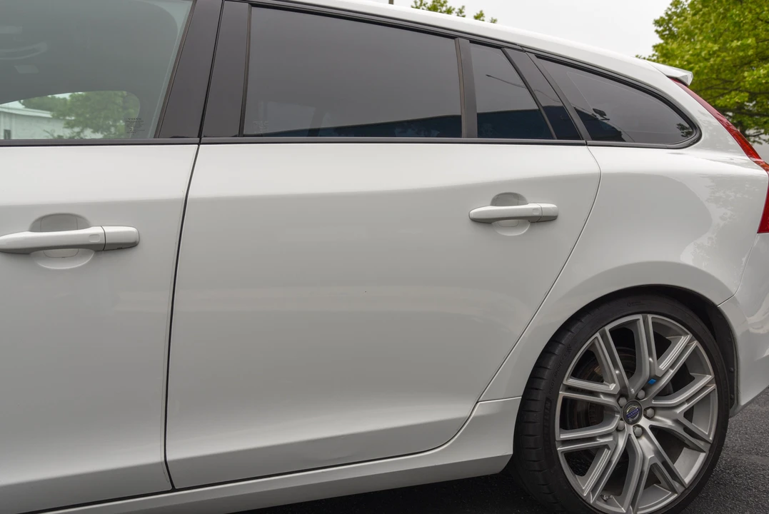 2017 Volvo V60 1st Gen - Image 23 of 31
